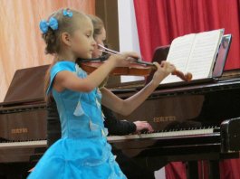 Новогодний праздник в школе Новогодний праздник в школе