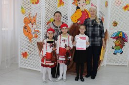 Во "Дворце детской радости"