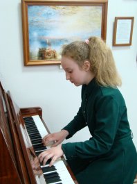 Весна в «Радуге»