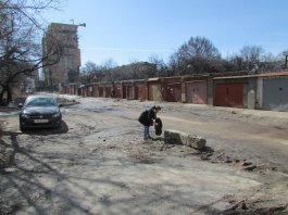 21 апреля в ЧДМШ №1 им. С.М.Максимова был проведён субботник
