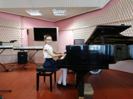 Юбилей в красках и звуках