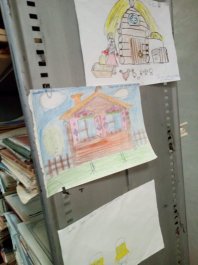 «Картинки с мини-выставки»