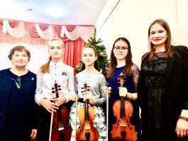 Отчетный концерт струнно-смычкового отделения.