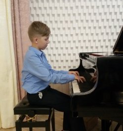 Учащиеся ЧДМШ №1 им. С.М.Максимова стали победителями I Всероссийского фестиваля-конкурса «Свет  Рождества Христова»