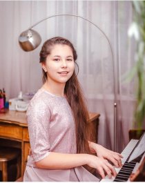 Ученики Чебоксарской ДМШ №1 им. С.М. Максимова Кристина Трофимова и Ольга Федорова выступили на отборочном туре XIX Молодежных Дельфийских игр России в Чувашской Республике