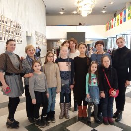 Преподаватели ЧДМШ №1 им. С.М. Максимова провели урок в театральном зале
