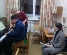 Преподаватели фортепиано ЧДМШ №1 им. С.М. Максимова провели открытые уроки и мастер-классы для студентов Чебоксарского музыкального училища им. Ф.П. Павлова