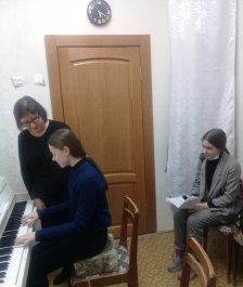 Преподаватели фортепиано ЧДМШ №1 им. С.М. Максимова провели открытые уроки и мастер-классы для студентов Чебоксарского музыкального училища им. Ф.П. Павлова