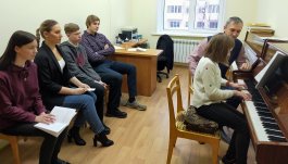 Преподаватели фортепиано ЧДМШ №1 им. С.М. Максимова провели открытые уроки и мастер-классы для студентов Чебоксарского музыкального училища им. Ф.П. Павлова
