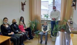 В ЧДМШ №1 им. С.М.Максимова состоялся открытый урок заслуженного работника культуры Чувашской Республики, преподавателя Марины Николаевны Зубцовой