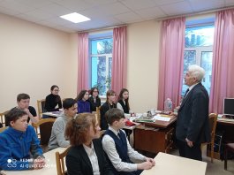 Преподаватели народных инструментов ЧДМШ №1 им. С.М. Максимова провели классные часы