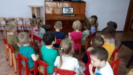 Обучающиеся ЧДМШ №1 им. С.М. Максимова выступили с онлайн-концертом в Детском саду №13 г. Чебоксары
