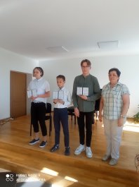Церемония вручения свидетельств выпускников дополнительных общеразвивающих общеобразовательных программ в области музыкальных искусств