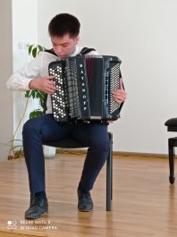 Церемония вручения свидетельств выпускников дополнительных общеразвивающих общеобразовательных программ в области музыкальных искусств