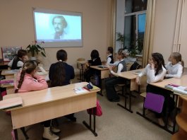 В ЧДМШ №1 им. С.М. Максимова прошли уроки-беседы к юбилею А.Е. Варламова для учеников старших классов