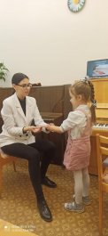 Состоялся мастер-класс концертмейстера, преподавателя ЧДМШ №1 им. С.М. Максимова Бажиной Марии Владимировны на тему «Советы юным пианистам»