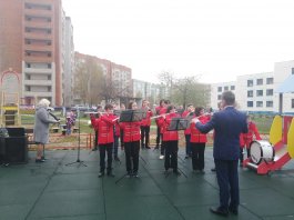 Акция #ПОЕМДВОРОМ