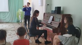 В детском саду № 9 состоялся концерт и мастер-класс в рамках социального проекта школы «Музыкальный ручеёк».