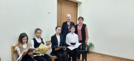      Классный час «ЧИТАЕМ МУЗЫКУ И СЛОВО», приуроченный к Всероссийскому дню чтения.