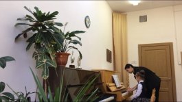 Открытый урок на тему «Работа над пьесой в классе фортепиано».
