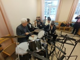 «В мире музыкальных инструментов»