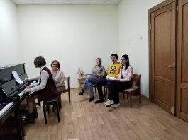 С 6 по 20 февраля 2023 г. в МБУДО «ЧДМШ №1 им. С.М.Максимова» проходили педагогическую практику студенты фортепианного отделения БПОУ «Чебоксарское музыкальное училище им. Ф.П. Павлова» Минкультуры Чувашии.
