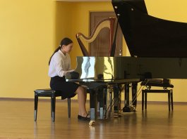 Концерт «Музыка в весенних красках»