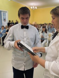 В добрый путь, выпускники!