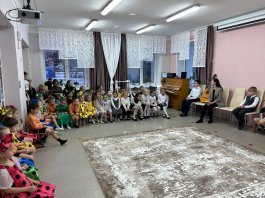 В МБДОУ «Детский сад №25» состоялся концерт учащихся ЧДМШ №1 им. С.М. Максимова посвященный Дню матери