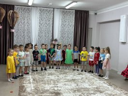 В МБДОУ «Детский сад №25» состоялся концерт учащихся ЧДМШ №1 им. С.М. Максимова посвященный Дню матери