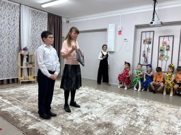 В МБДОУ «Детский сад №25» состоялся концерт учащихся ЧДМШ №1 им. С.М. Максимова посвященный Дню матери