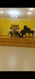 Состоялся концерт класса  Иваницкой Ольги Юрьевны «Сюрприз для дедушки Мороза» из цикла концертов «Играют все».