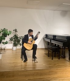 Праздничный концерт «Дорогим и любимым»