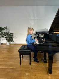 Концерт класса Бажиной Марии Владимировны и Зубцовой Марины Николаевны «Весенний букет»