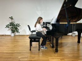 Концерт класса Бажиной Марии Владимировны и Зубцовой Марины Николаевны «Весенний букет»