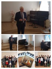 Преподаватели на педагогическом форуме «Урок. Педагог. Современность»