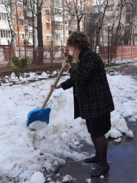 Проведены работы по ворошению снега