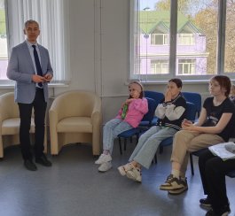 Преподаватели музыкальной школы провели занятия в Центре одаренных детей и молодежи «Эткер»