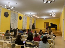 Открытый урок для родителей «Музыка зимы»