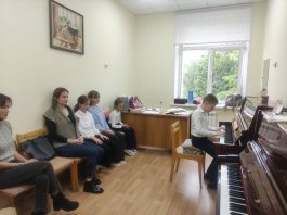 Состоялся классный час-концерт учащихся Яковлевой М.С. в честь Дня славянской письменности и культуры