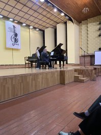 Наши преподаватели приняли участие в мастер-классе известного пианиста, лауреата международных конкурсов, доцента Московской государственной консерватории им. П.И. Чайковского Андрея Владимировича Шибко