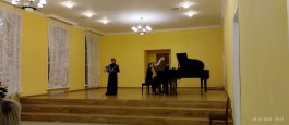 В ЧДМШ N1 им. Максимова состоялся праздничный концерт преподавателей Чебоксарской детской музыкальной школы №1 «Волшебство декабря».