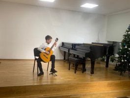 Преподаватель Муравьева К.С. провела классный концерт «С музыкой в новый год»