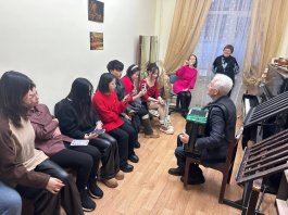 Всё большее признание получает учебное заведение – школа ЧДМШ №1 им. С.М. Максимова, которая регулярно делится своим богатым педагогическим опытом.