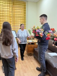 В преддверии Международного женского дня наши преподаватели принимают поздравления!