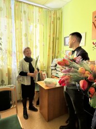 В преддверии Международного женского дня наши преподаватели принимают поздравления!