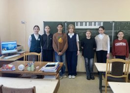Крымская весна. В ЧДМШ No 1 им. С.М. Максимова состоялись беседы, посвященные воссоединению Крыма с Россией.