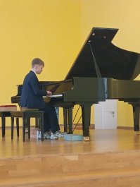  Концерт «Весенняя фантазия».