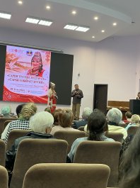 «Раиса Сарби  собирает друзей: поэзия и музыка, которая покорила сердца».